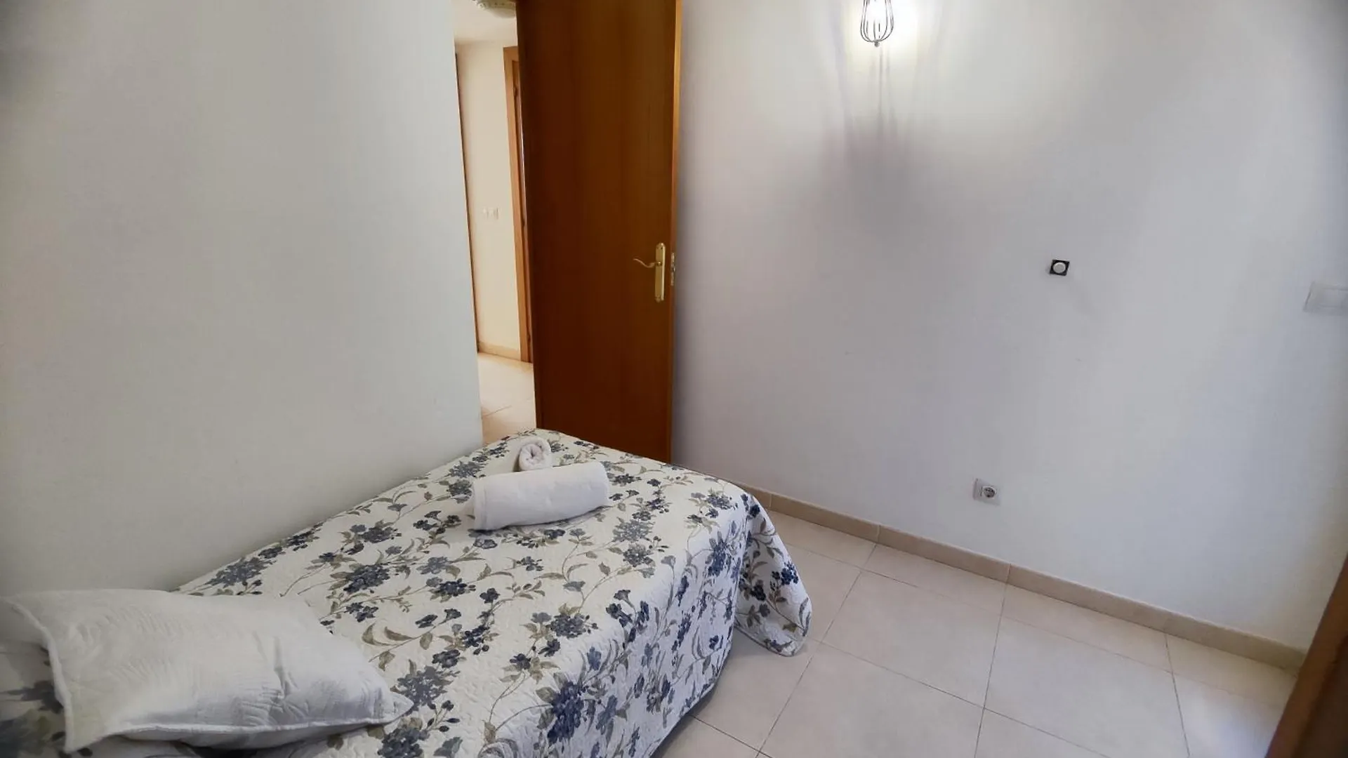 Apartamento Con Vistas Al Mar Y Parking Palamós 0*,  Hiszpania